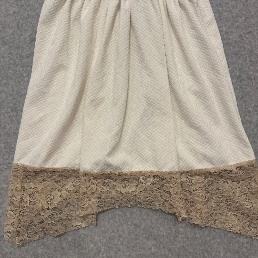Bonnie Jean Girls Cream Textured Lace Trim Handkerchief Hem Dress Size 10
